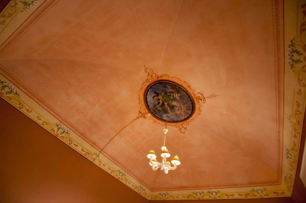 Vicodellacavallerizza - Boutique Apartments レッチェ エクステリア 写真